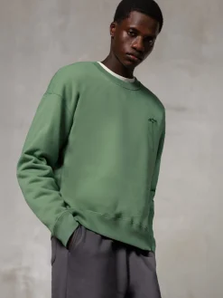 Sweat-Shirt Essentials Ageless