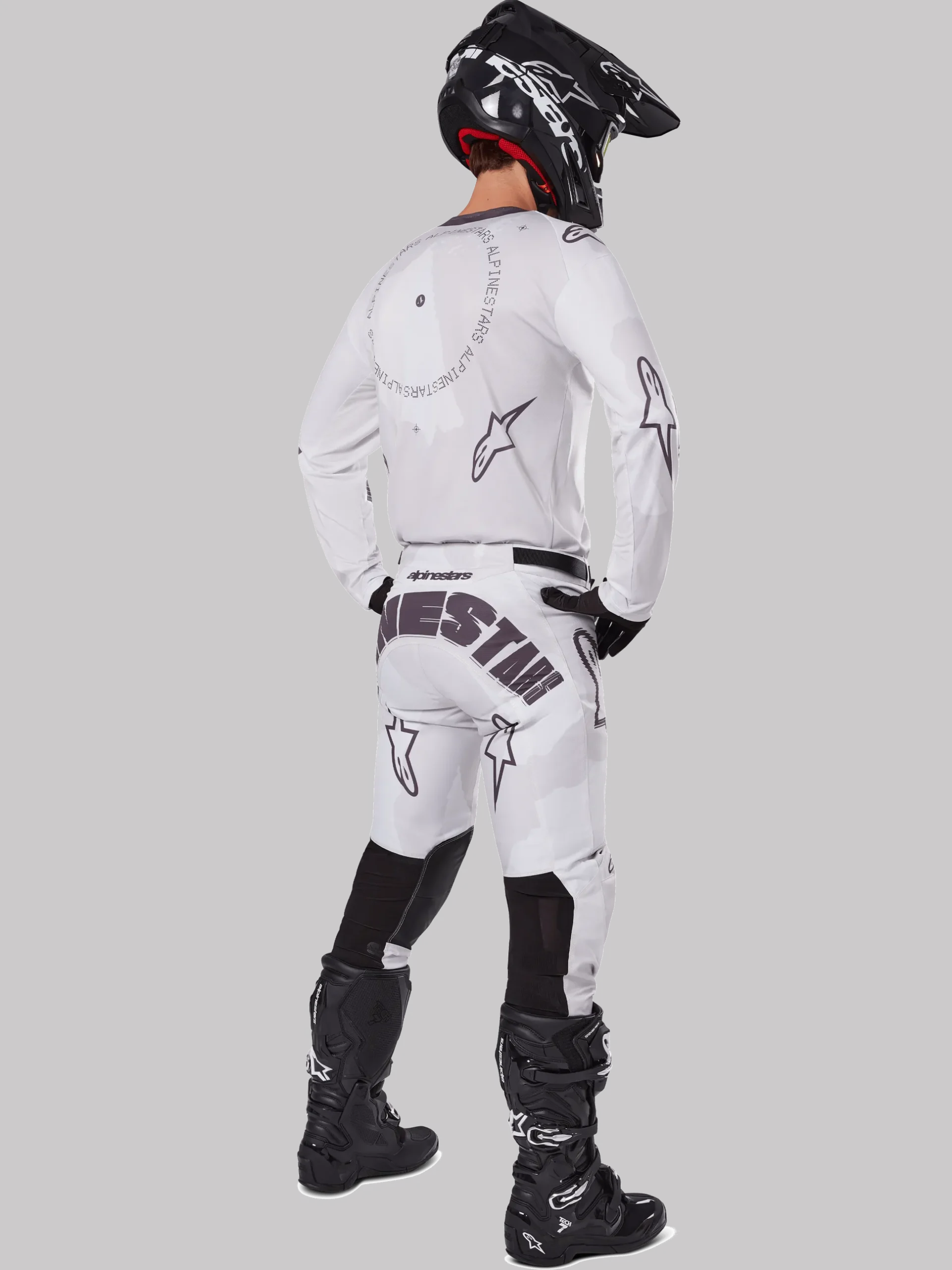 Tenue Complète Racer Hollow 2025